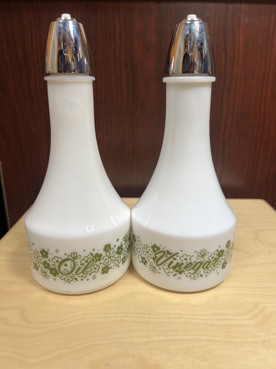 Pyrex Gemco Spring Blossom /Crazy Daisy Oil and Vinegar Cruet Set