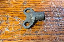 USED Wind-Up Key SEE PICS