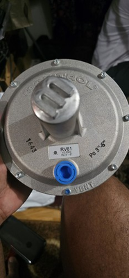 #ad #ad Maxitrol Gas Pressure Regulator 1 2 PSIG 3quot; 6quot; RV81 $80.00