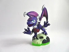 Cynder Skylanders Spyros Adventure Character First Edition Loose Character
