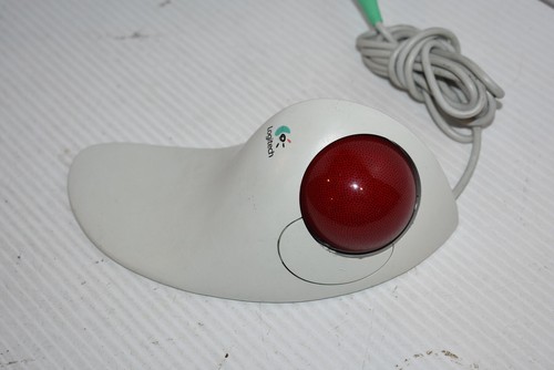 Logitech TrackMan Marble FX 804272-1000 PS/2 Wired Mouse - Picture 3 of 5
