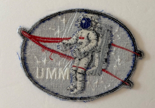 Original NASA MANNED MANEUVERING UNIT (MMU) ORIGINAL PATCH AND REPRO PATCH LOT - Picture 14 of 18