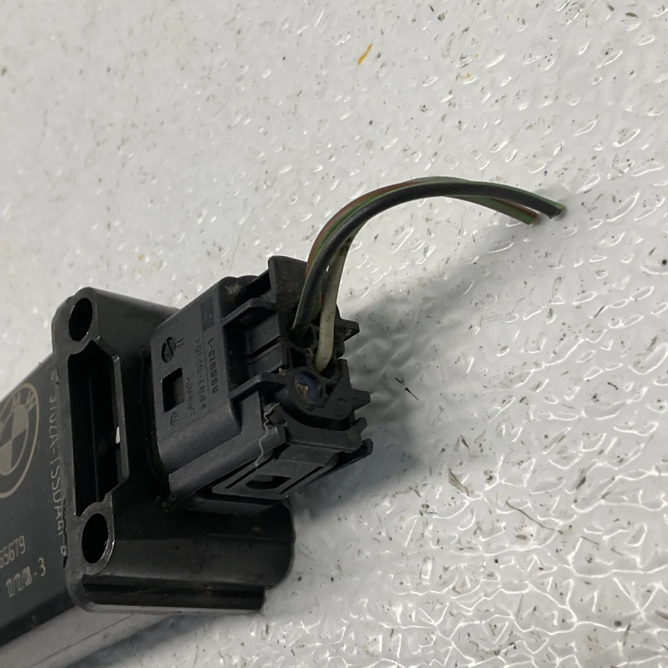 2006-2011 BMW 535i (F10) TPMS SENSOR DE PRESSÃO DE AR PNEU MÓDULO ANTENA 677104301 - Imagem 3 de 4