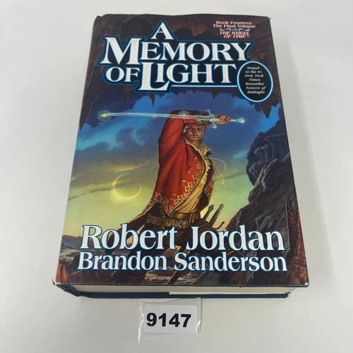 A Memory of Light by Brandon Sanderson and Robert Jordan  1st Edition HARDCOVER