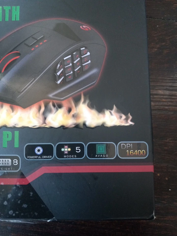 UtechSmart Venus 16400dpi High Precision Laser MMO Gaming Mouse USB  Used.... - Image 3 of 4