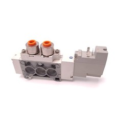 SMC SY7160-DUM00525 5 Port Solenoid Valve 24 VDC 1/4" Tube Fittings