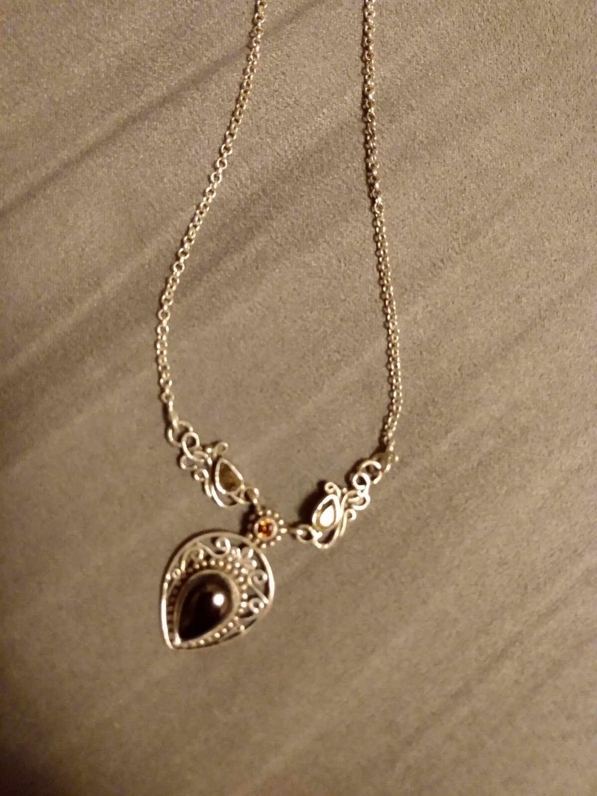 Picture 1 of 2