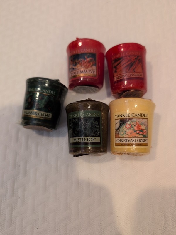Yankee Candle CHRISTMAS Votive Lot- 5 Christmas Cookie, Mistletoe &More
