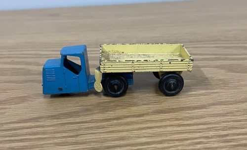 Meccano Dinky Toys Mechanical Horse & Open Trailer Blue & Cream Truck Vintage