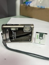 OLYMPUS STYLUS TOUGH 8000 SILVER 12MP WATERPROOF SHOCKPROOF DIGITAL CAMERA