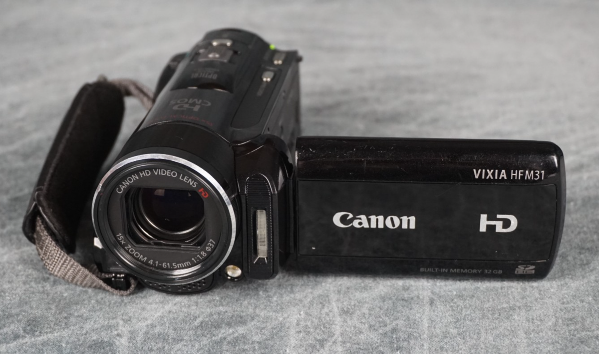 Canon VIXIA HF M31 (32 GB) High Definition Flash Media, AVC