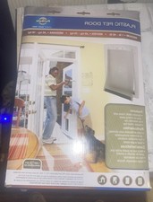 PETSAFE PLASTIC PET DOOR, MEDIUM 1 LB - 40 LB , HPA11-10967