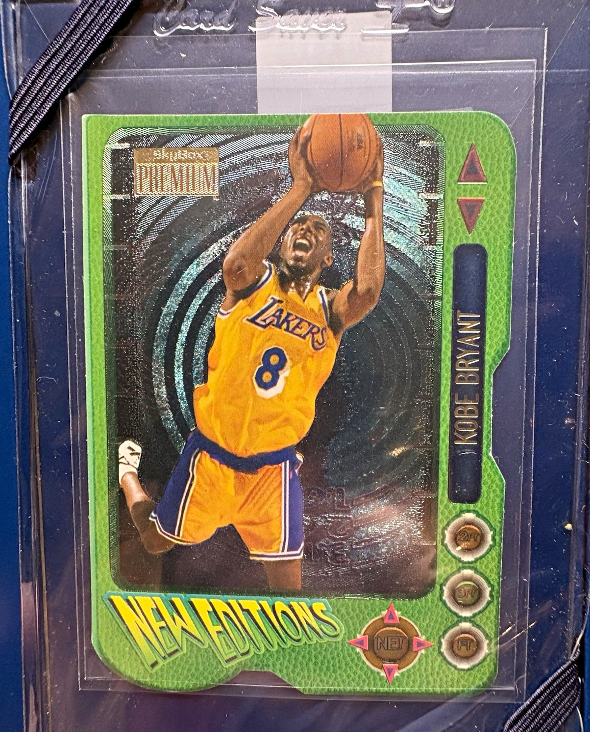 SkyBox 1997 Premium New Editions Insert - Kobe Bryant #3/10 Lakers view 1