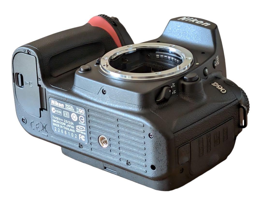 Nikon D90 Digital SLR Camera Body only Black (Junk Item) From