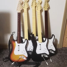 Untested Fender Stratocaster Wireleds Guitar Controllers Nintendo Wii Lot Of 5