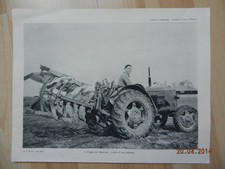 Photo Massey Harris n° 4 tracteur a socs multiples mai 1955