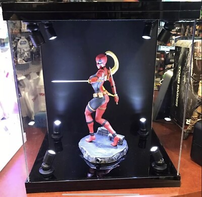Elite Collectors Display Case With LED Spotlight E-01 Black 16in