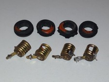 4 Fassungen mit Gummis (für Beleuchtung) aus Saba Freudenstadt 8 - Röhrenradio