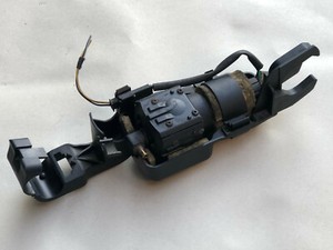 BMW 5er E39 Sitz Fahrersitz Kompressor Sitzverstellung vorne links 8242781