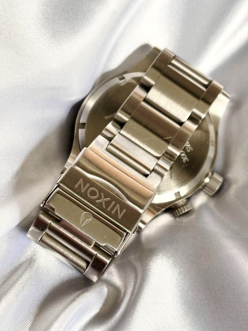 NIXON THE51-30 SIMPLIFY シルバー 腕時計　ジャンク NIXON SIMPLIFY THE 51-30 CHRONO 300 M STAINLESS STEEL JAPAN
