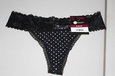 NWT Ladies S 3-5 no boundaries black and white thong 1000000688