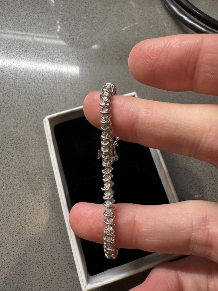 $595 Diamond 0.5ctw Natural S Link Bracelet in Sterling Silver 7.5”in, new - Image 4 of 4