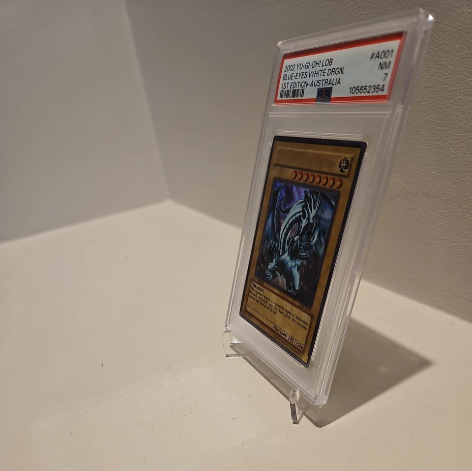 Yu-Gi-Oh! TCG Blue-Eyes White Dragon 1st Edition LOB-A001 English 1996 - Image 4 of 4