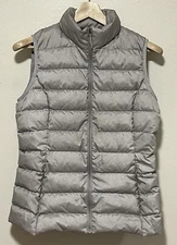 Eddie Bauer EB650 Women's Down Puffer Vest Size Medium Gray  Zip Up Outdoor