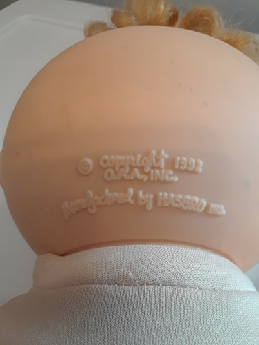 Hasbro Vintage Cabbage Patch Kids 1992 'Baby Cries So Real' Red Hair Brown Eyes - Picture 3 of 4