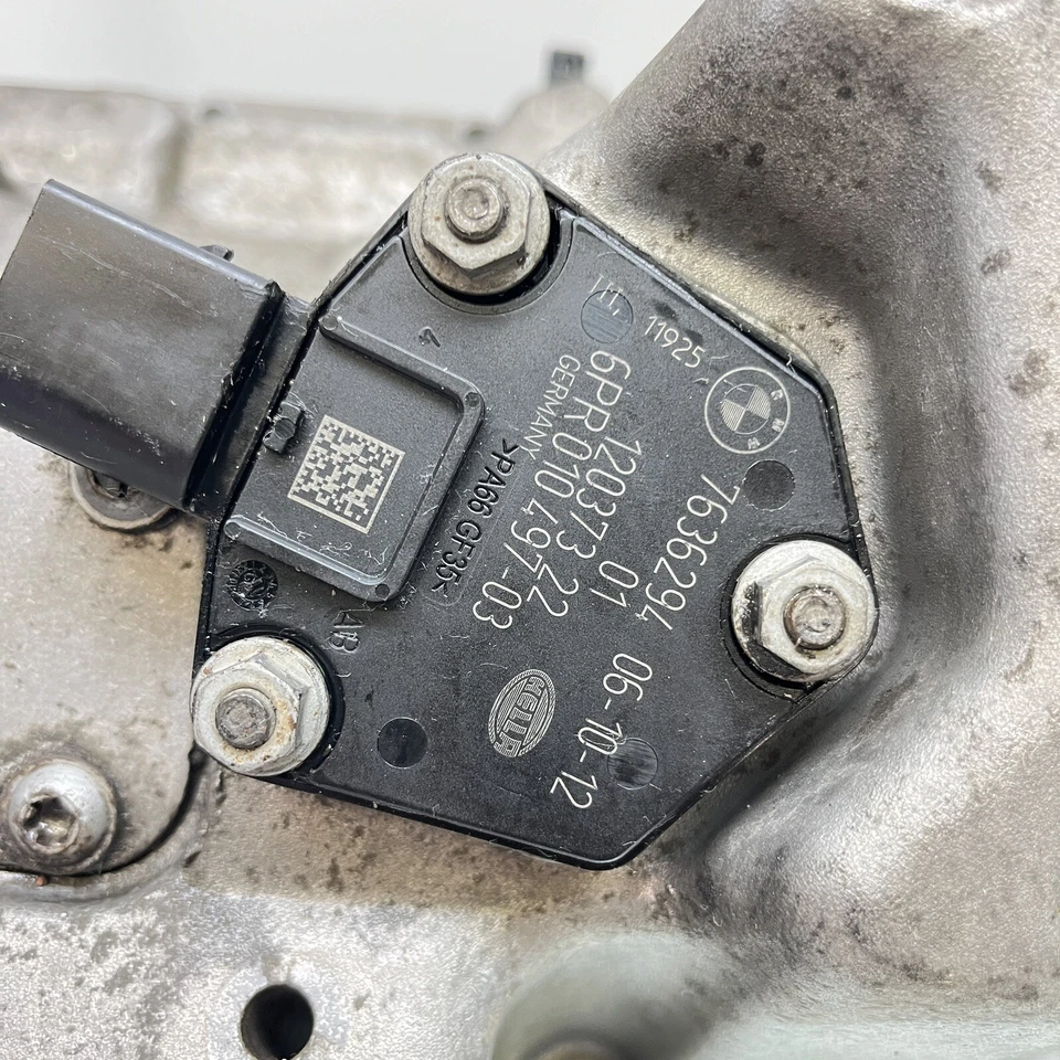 2013-2016 BMW 328I XDRIVE 2,0 л - масляный поддон двигателя 7601942 7636294 - Изображение 3 из 4