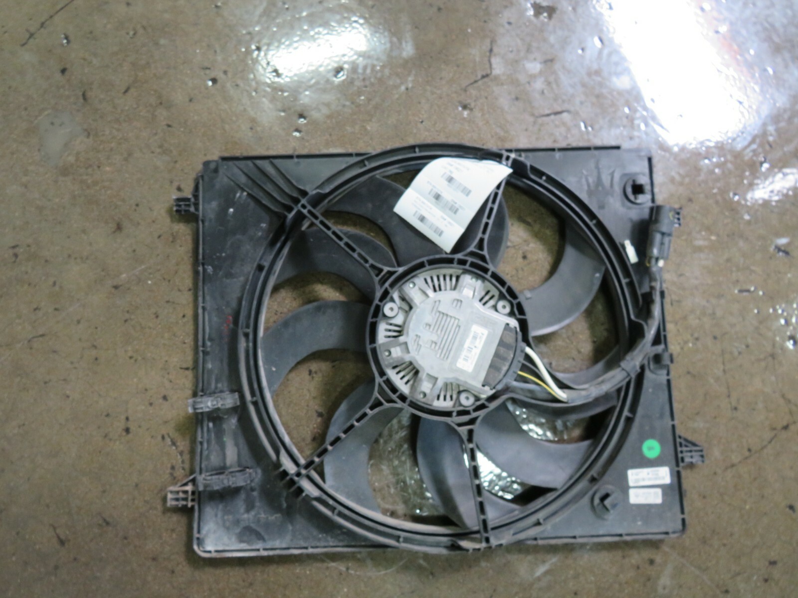Maserati Ghibli, Radiator Conditioner Fan Motor Assembly, Burn, P/N 670003403