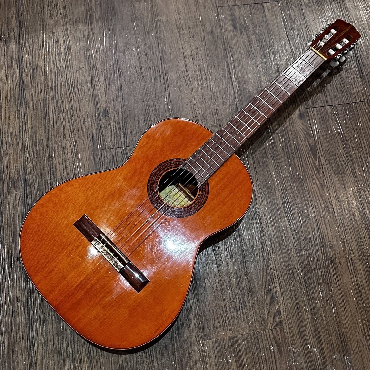 Used Suzuki No.33 Classical Guitar No Accessories Included Used Suzuki No.33 Classical Guitar No Accessories Included