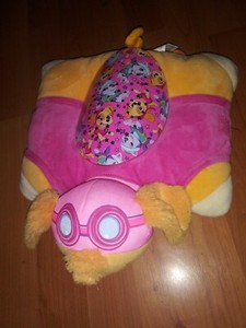 skye pillow pet