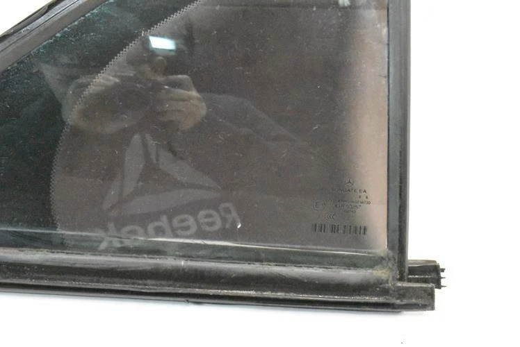 07-13 Mercedes W221 S550 Puerta Trasera Lateral Derecha Ventana Cuarto Cristal Automático Foto 4 de 4