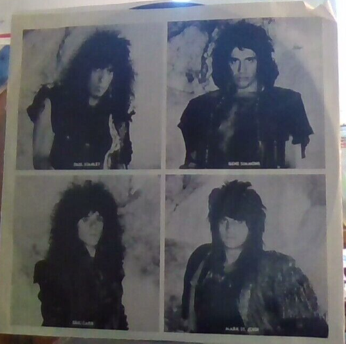 Kiss - Animalize - 1984 Hard Glam Rock Mercury Sleeve - Picture 3 of 5