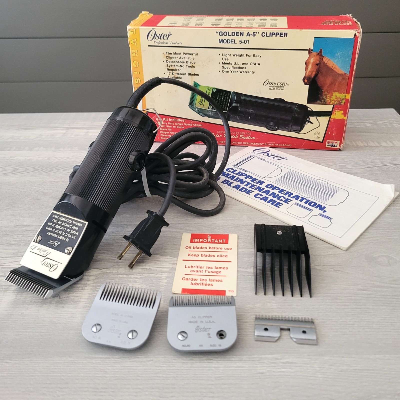Oster Golden A-5 Clipper w/ Blades Model 5-01 In Original Bo