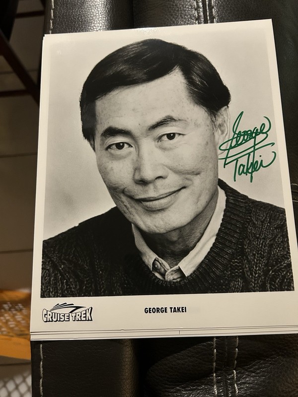 8x10 Star Trek TOS Autographed George Takei/Sulu Photo Cruise Trek