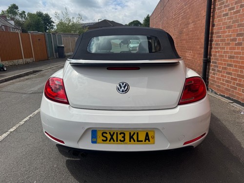 2013 Volkswagen Beetle 2.0 TDI Sport Cabriolet DSG Euro 5 2dr White - Picture 17 of 17