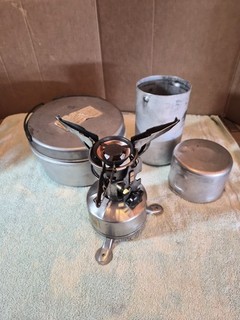 Coleman M1942 MOD Military Stove Labeled CA 1945 with Cookset Wrench and Case
