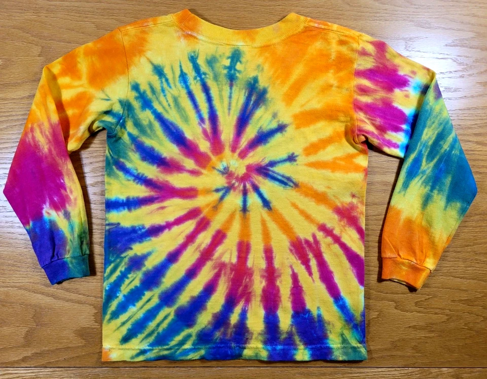 Camiseta Iowa State Cyclones Juvenil Pequeña Dorada Niña Tie Dye Manga Larga Informal Foto 4 de 4