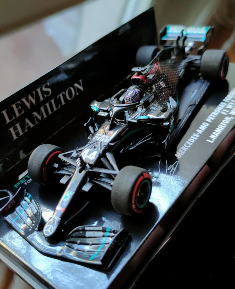 Minichamps 410200944 Mercedes W11 Winner Tuscan GP 2020 Lewis Hamilton 1/43. - Immagine 4 di 4