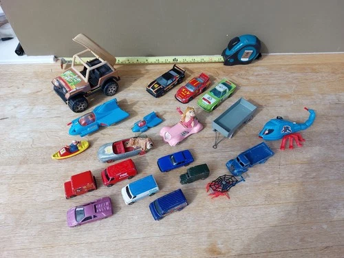 JOB LOT BUNDLE OF VINTAGE CARS - DINKY / CORGI / ETC - SEE FULL LIST BELOW