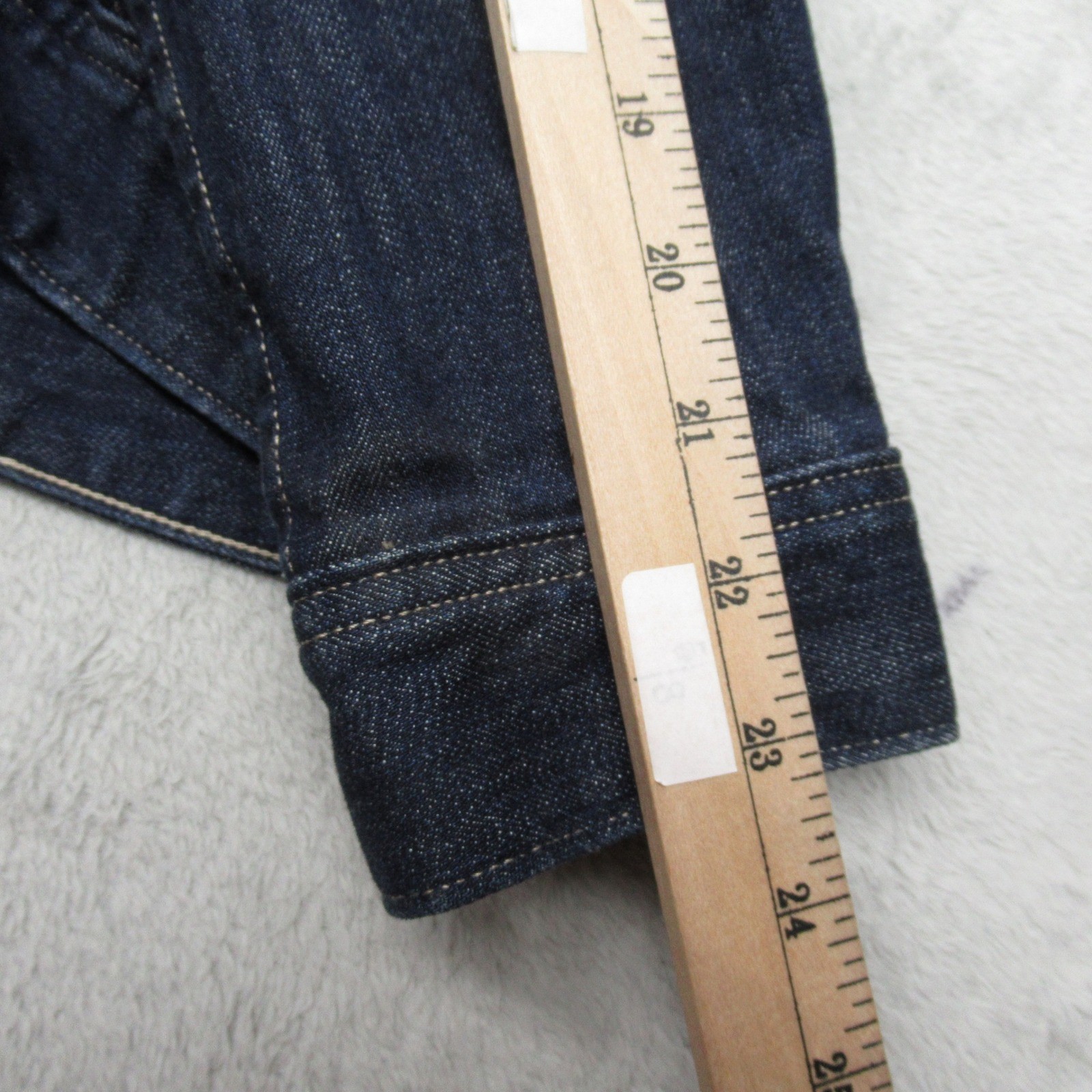 Levis Denim Jacket Womens Medium Blue Fuzzy Sherpa Lined Trucker Button Front thumbnail 13