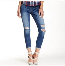 Nwt JOE'S Rolled  Crop Distressed  Skinny Ankle Jean  Size 30