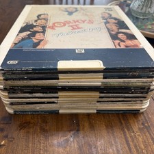 CED MOVIE LOT 18 Movies RCA VIDEODISCS Porky  s II, Hot Stuff, Chinatown, Read 