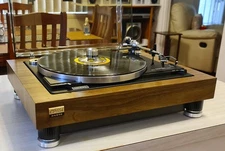 VINTAGE ONKYO 1970,s TURNTABLE/JAPAN/RESTORED/ORTOFON CARTRIDGE AND STYLUS