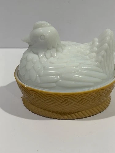 VTG Avon Hen on a Nest Chicken Collector Milk Glass Candy Dish Farmhouse Decor