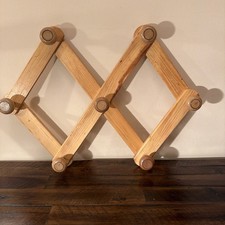 Vintage Wooden Accordion Wall Rack Expandable 7 Peg Hook Hat Coat Accessory Rack