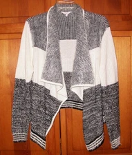 Black White Shrug Fuzzy Sweater Tactile Opulence Soft Womens XL Candies