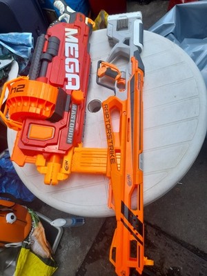 Nerf Guns (2) ungetestet